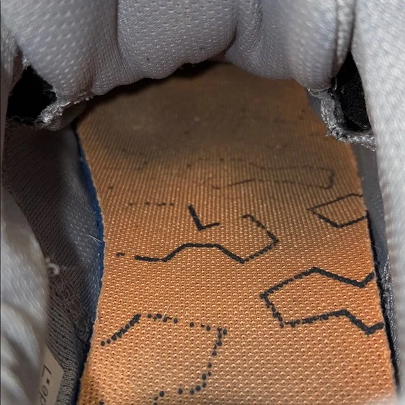 Little Kids OnCloud On Cloudswift Running Sneaker Shoes (Grey/Orange) - Picture 9 of 11